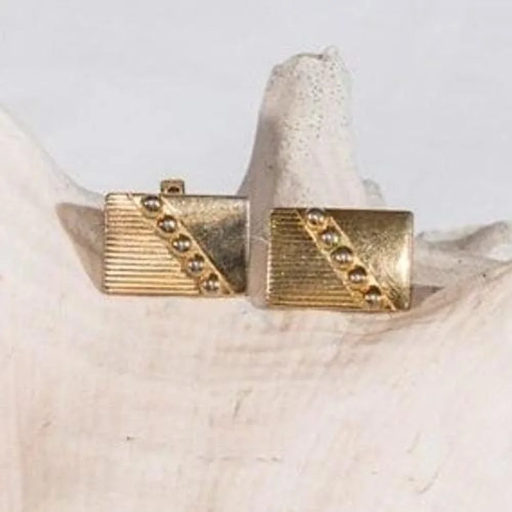 Vintage cufflinks square gold tone men accessories old money academia career